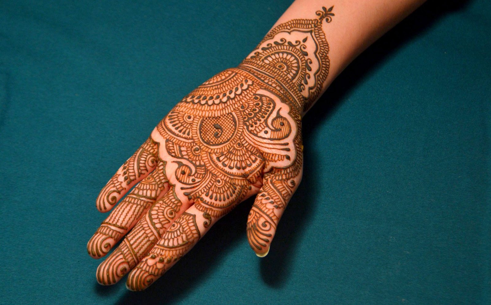Intricate Lace Patterns Henna Design