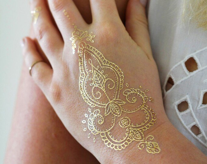 Gold Henna Design
