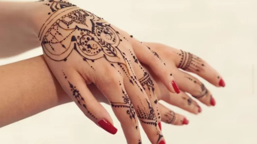 Luxury Henna Art in Dubai