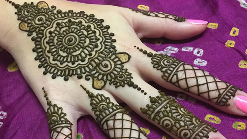 Eco-Friendly Henna Changing Dubai’s Home Service Industry
